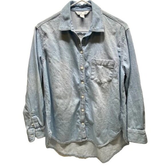 Old Navy Denim Button-Up Blouse Women's Small Light Blue The Boyfriend Shirt EUC - Picture 1 of 8